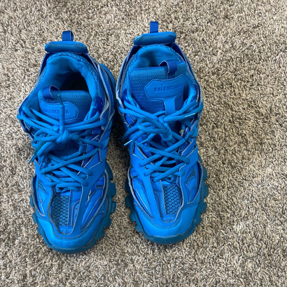 Blue Balenciaga track size 11.5 (bad condition no insoles and tongue detached